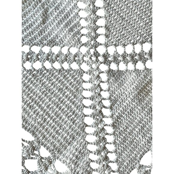 Hand Crocheted White Cotton Doilies Square Cottage Core VTG Wedding Country - Picture 9 of 14